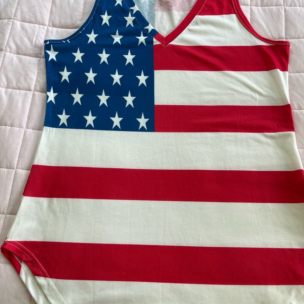 Patriotic American Flag Women's Tank Top Size Medium - Picture 2 of 7